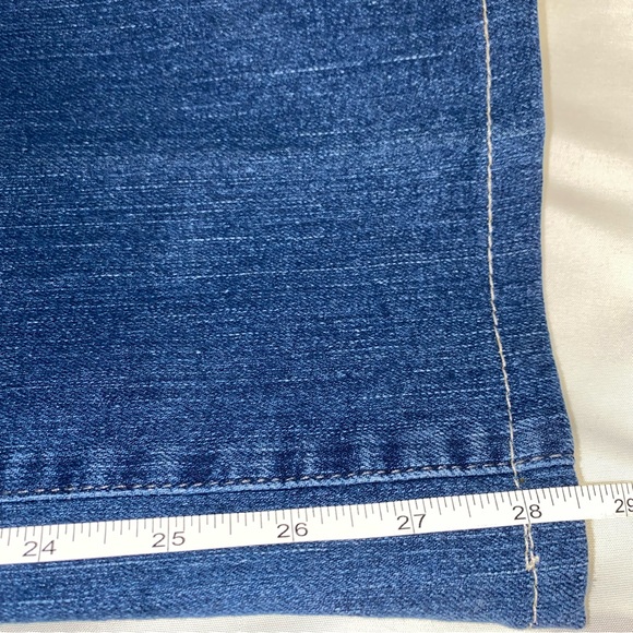 Charter Club Jean Shop Curvy Bootcut Jeans, Tummy Slimming, Size 8 - Picture 10 of 10